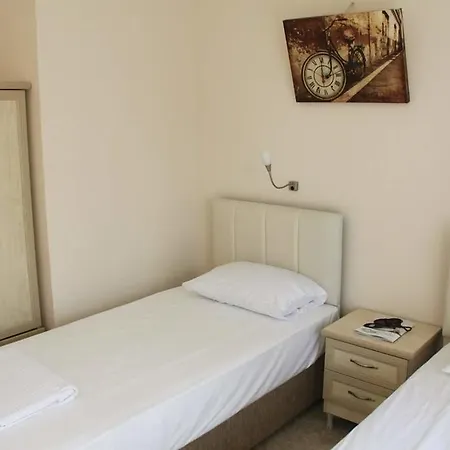 Mulberry Villas Tatil Evi *